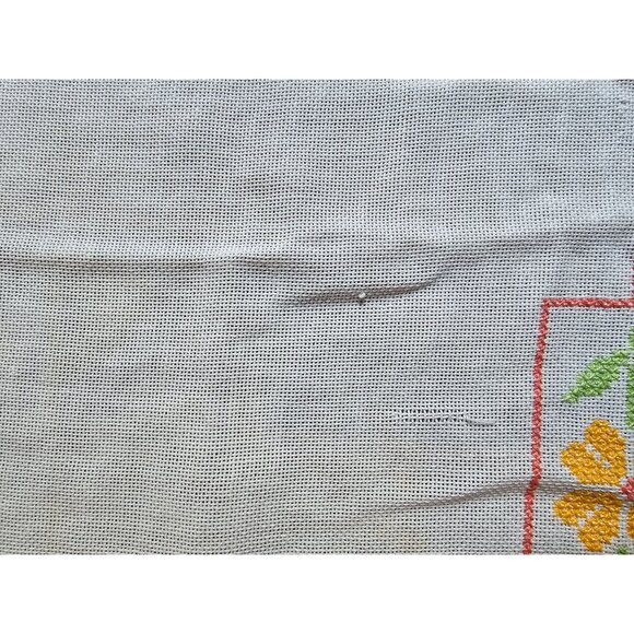 Vintage Hand-Embroidered Linen Table Runners Set of 2 Floral Pattern 34" x 17" & - Picture 3 of 4
